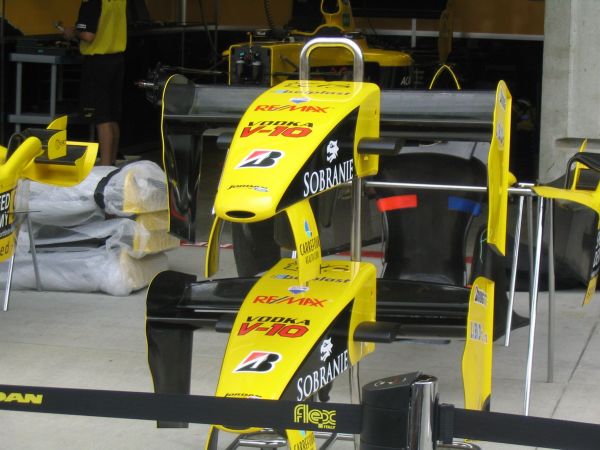 pitlane walkabout