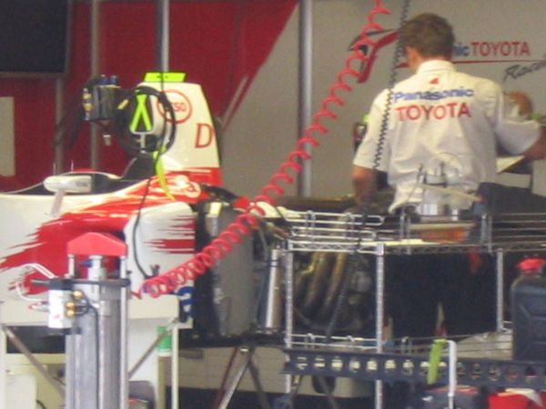 pitlane walkabout