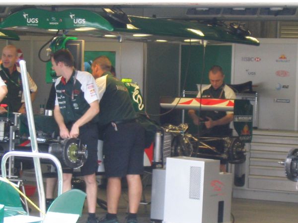 pitlane walkabout