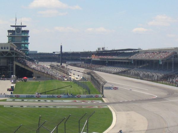 main straight